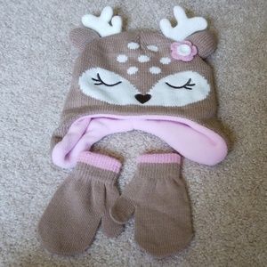 Deer hat and gloves